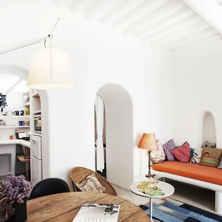 Holiday home Eclectic & Artistic House In